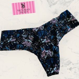 VICTORIA’S SECRET No-Show Thong Panty Size S Blue